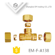 EM-F-A138 3 vías de rosca macho con conexión de tubería de latón con conector rápido doble